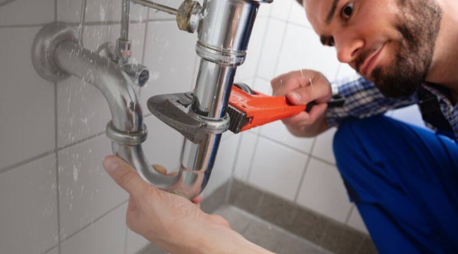 Expert burst pipe repair services in Yale, VA